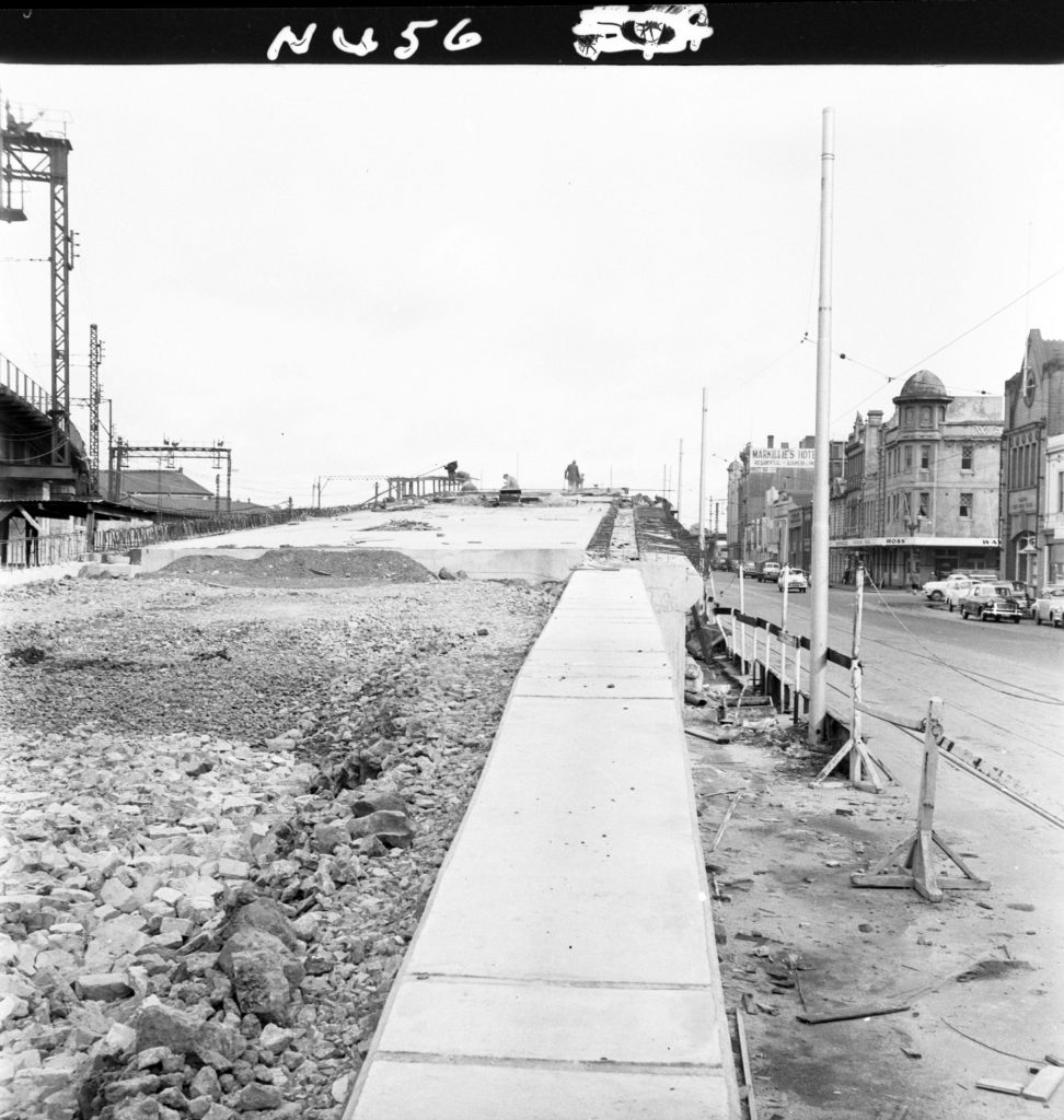 N456 Image showing construction of the Flinders Street overpass