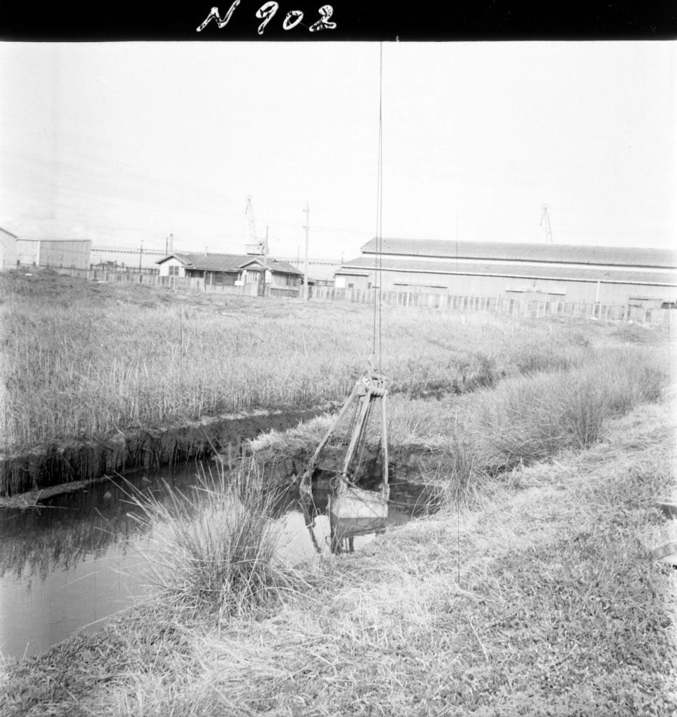 N902 Image of drain clearance along Dudley Street