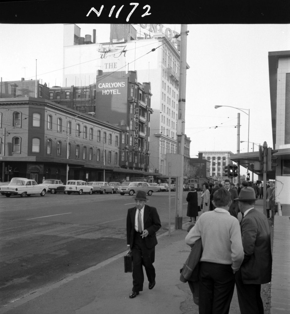 N1172 Image showing traffic and pedestrian flows on the corner of Spencer Street and Bourke Street