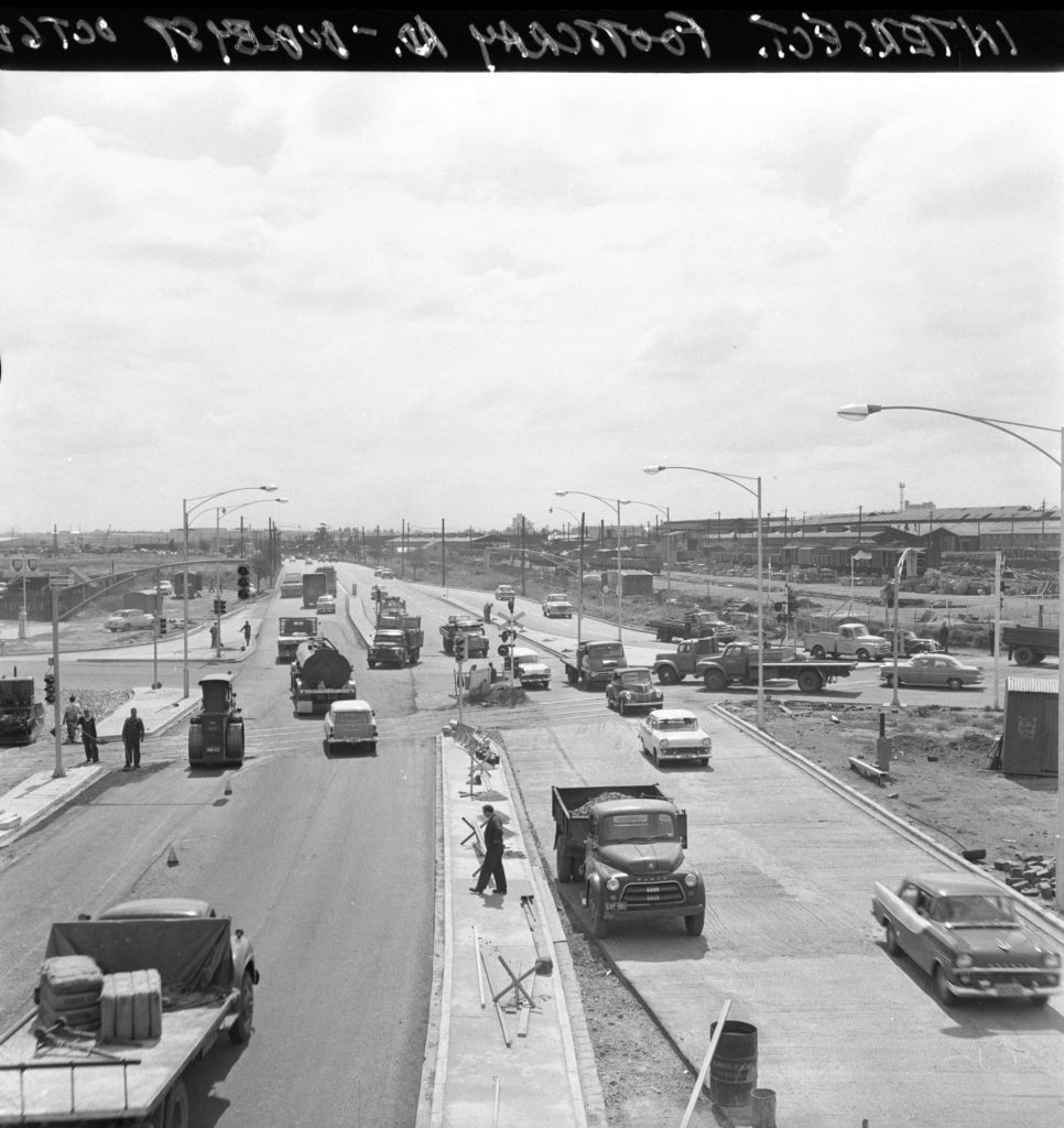 N1231 Image of the junction at Footscray Road, showing Dudley Street channelisation nearing completion