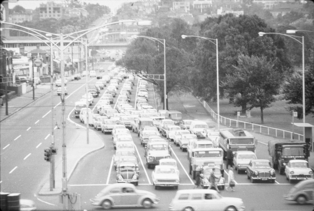 35A-13i Image showing congestion along Punt Road in Richmond