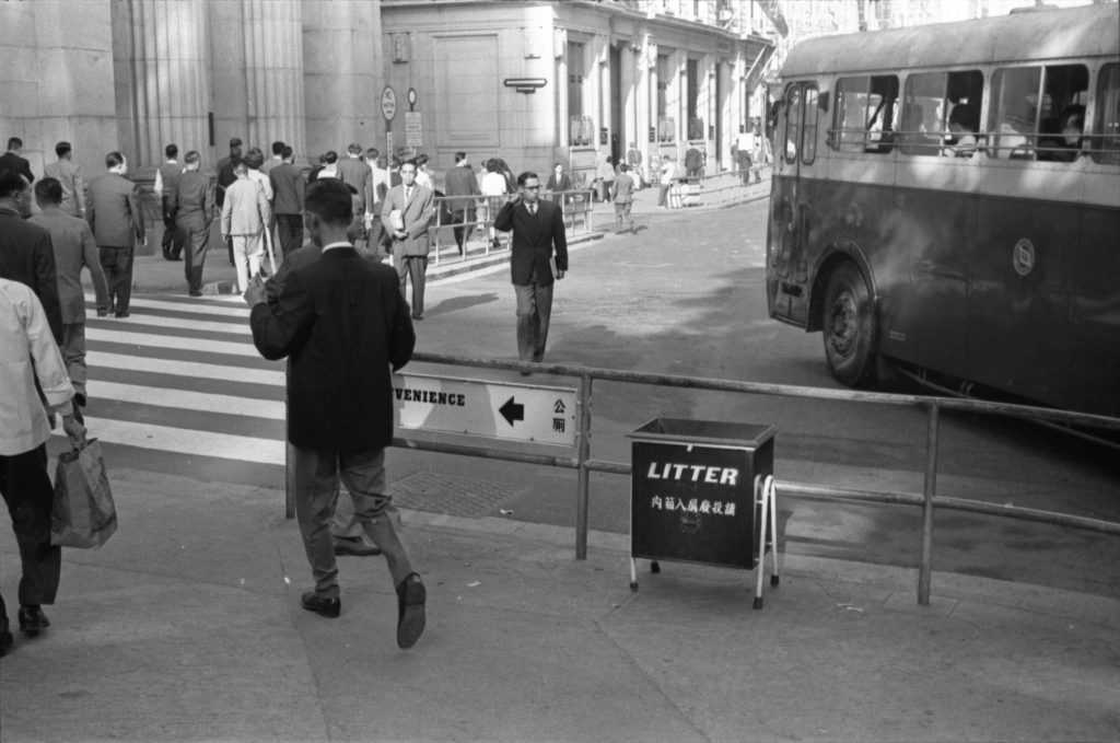 35A-22d Image of a pedestrian crossing and litter bin in Hong Kong