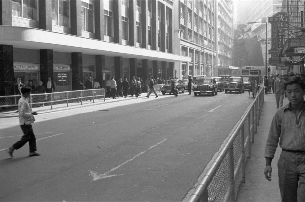 35A-23a Image of a one-way street in Hong Kong