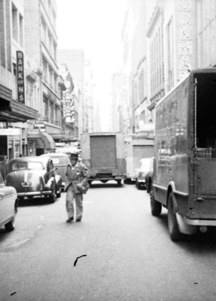 35A-29g Image of cars and pedestrians (possibly on Collins Street)