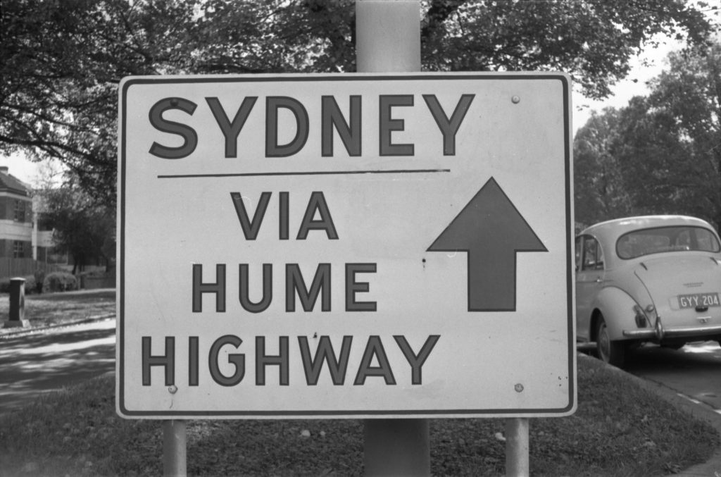 35A-35b Image of a sign for Sydney via Hume Highway