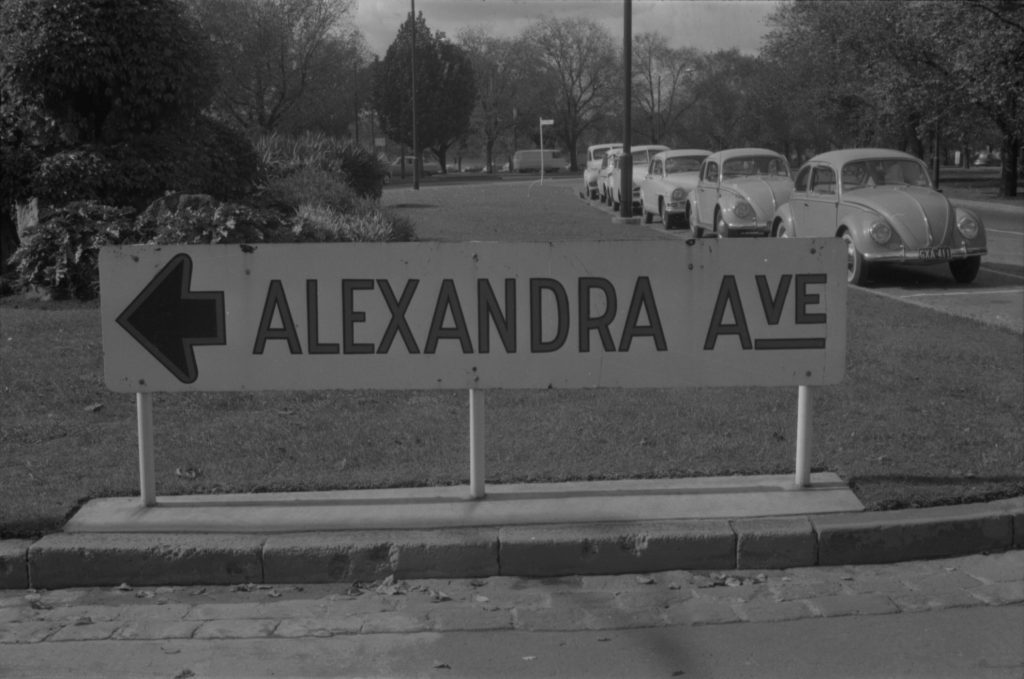 35A-35f Image of a sign for Alexandra Avenue