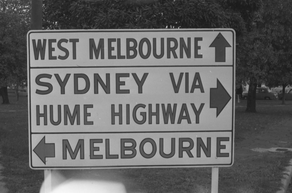 35A-37a Image of a sign for West Melbourne, Sydney via Hume Highway, and Melbourne city