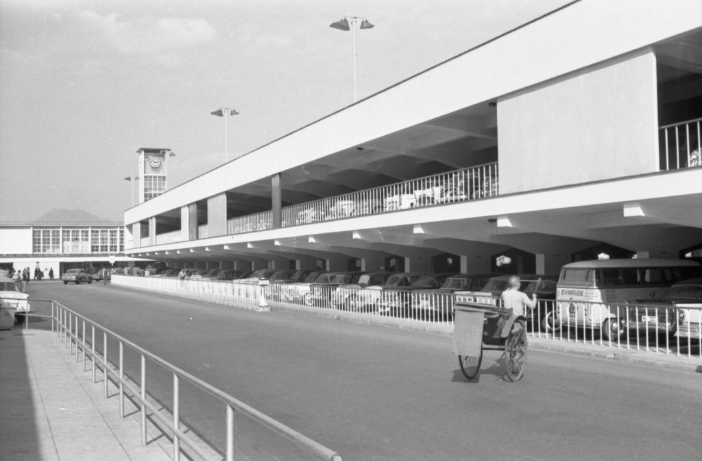 35A-39c Image of a car park in Hong Kong