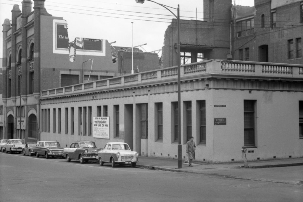 35A-44d Image of a City of Melbourne ground level car park on the corner of A’Beckett Street and Stewart Street