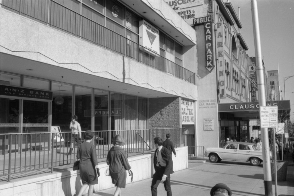 35A-45d Image of a street with ANZ bank and Southern Cross car park visible