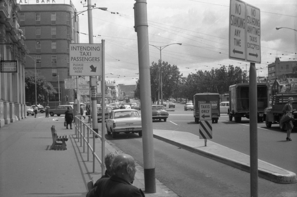 35A-46c Image of a taxi rank on Elizabeth Street, outside the Queen Victoria Market