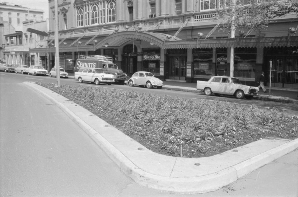 35A-48c Image of a traffic island outside the Princess Theatre