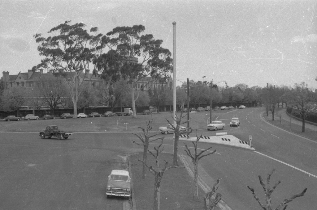 35A-63d Image showing an aerial view of the roundabout at College Crescent, Swanston Street and Cemetery Road East