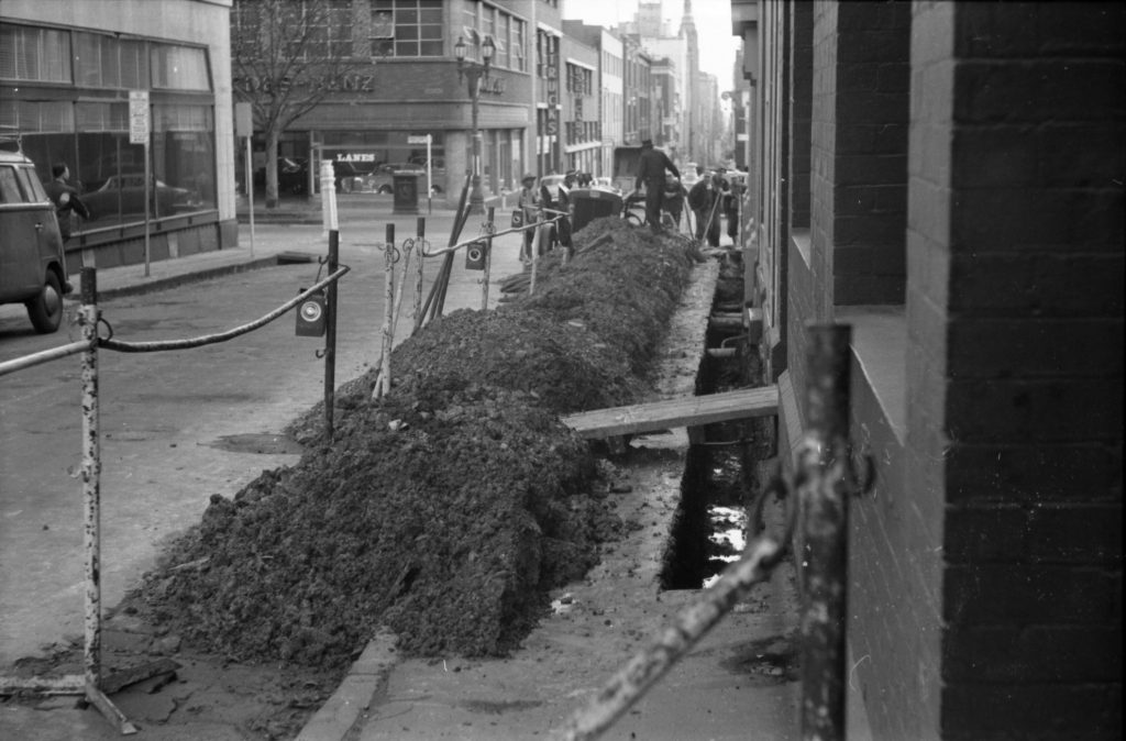 35A-64c Image of Postmaster-General works on Little Collins Street facing west close to Exhibition Street