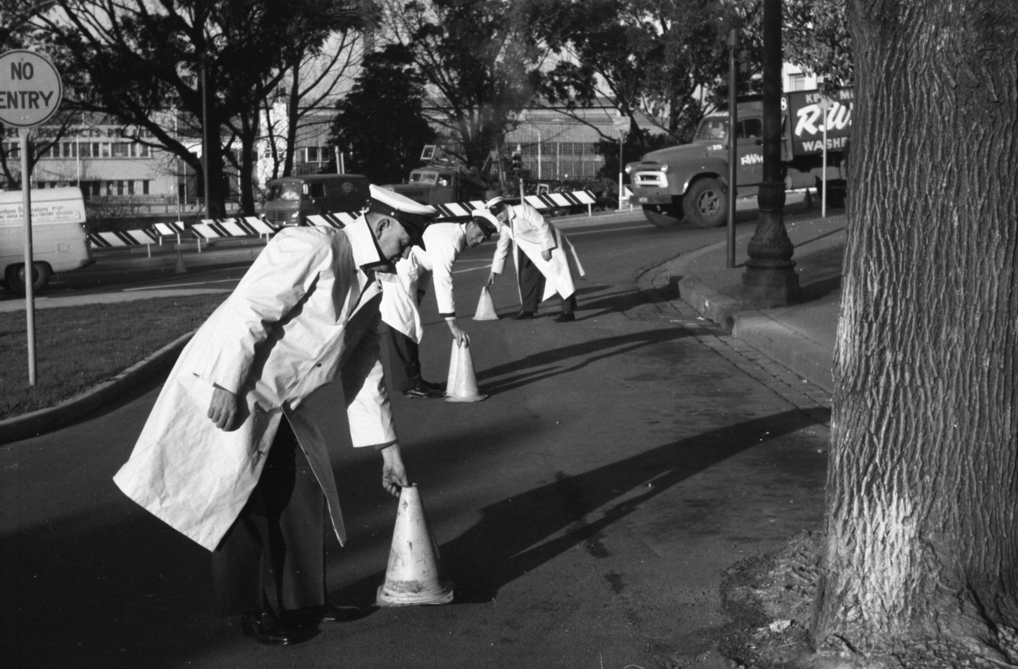 35A69d Image showing placement of traffic cones, corner Alexandra