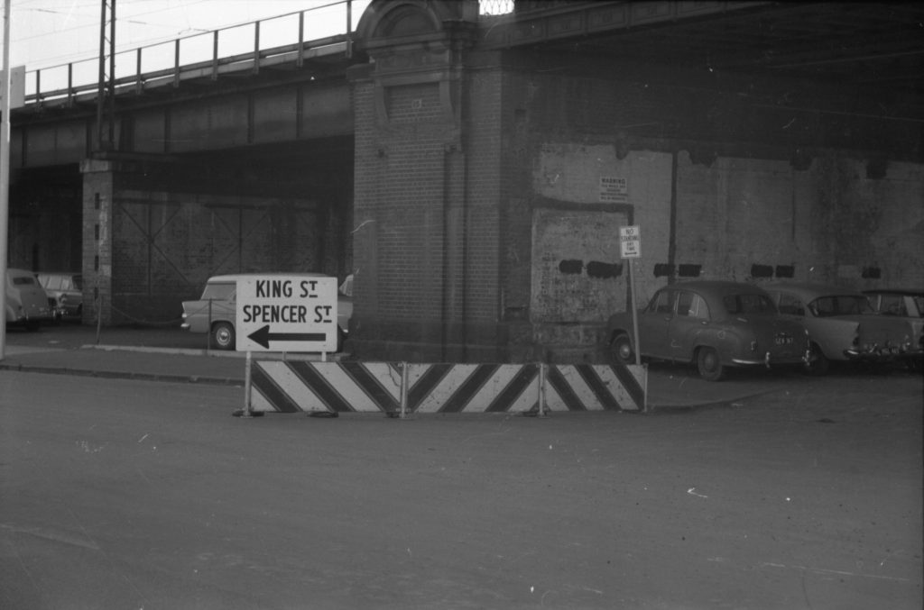 35A-73d Image of barriers around the King Street bridge area