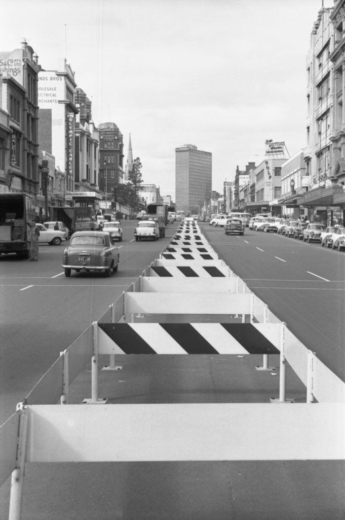 35A-81b Image of median strip barriers, looking north-east up Lonsdale Street