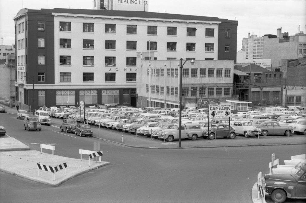 35A-86c Image of Market car park, south east corner of Queen Street and Franklin Street