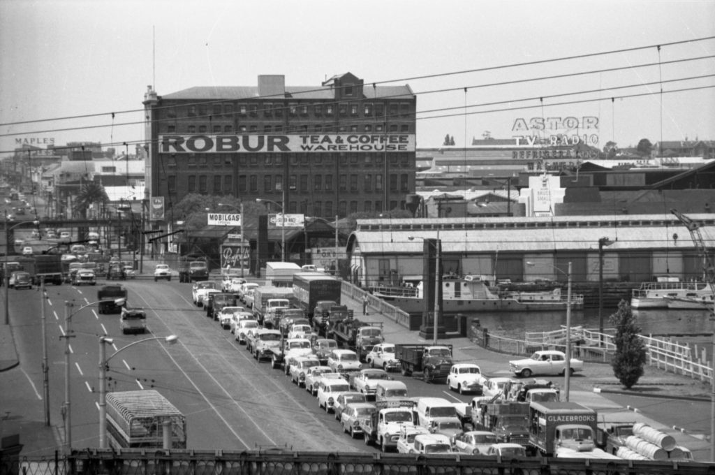 35A-91a Image showing heavy traffic on Spencer Street bridge, South Melbourne