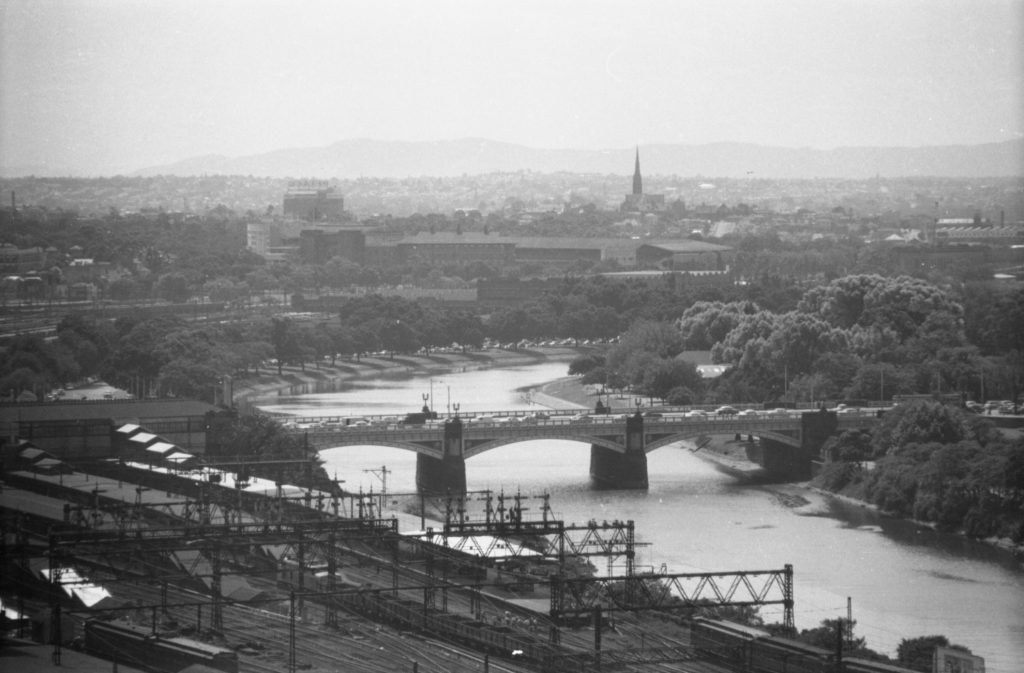 35A-92c Image of the Yarra River and Princes Bridge, with train tracks visible in the foreground