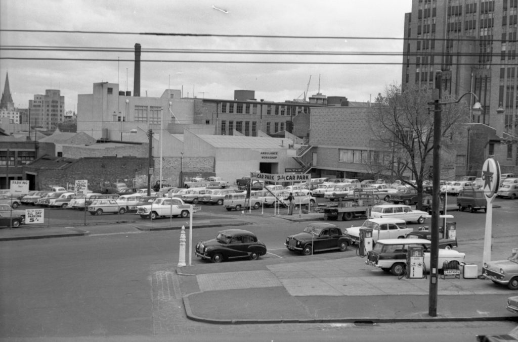 35A-99c Image of a car park on MacKenzie Street