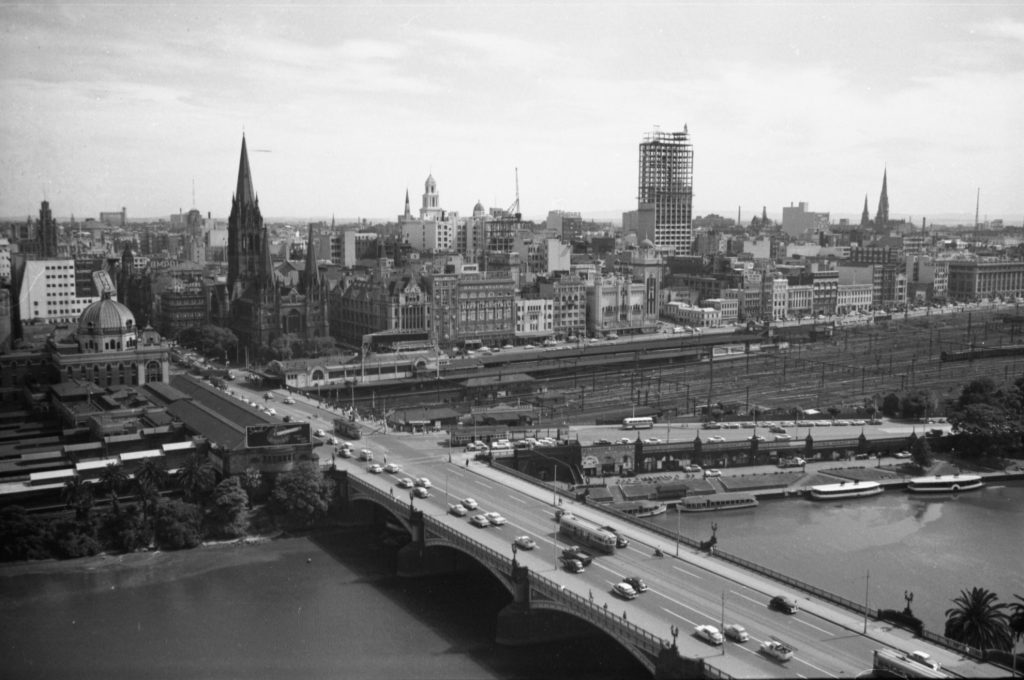 35A-98a Image showing an aerial view of Melbourne from the east side of the Yarra River