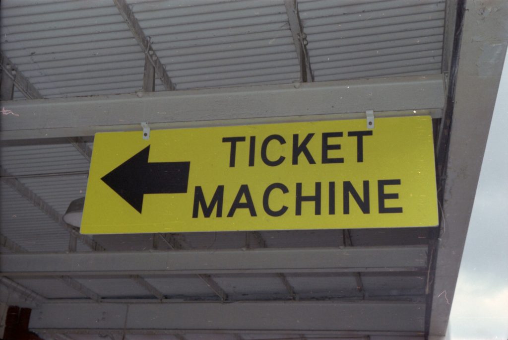 35B-2b Image of a sign for a ticket machine