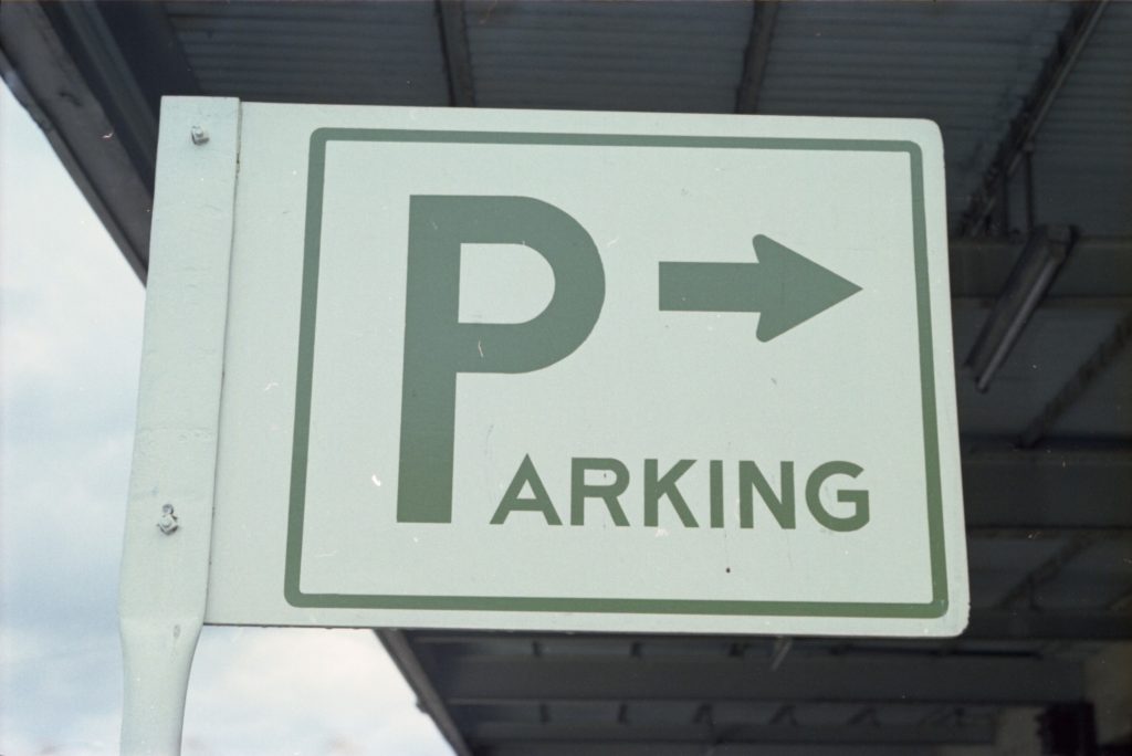 35B-5d Image of a parking sign