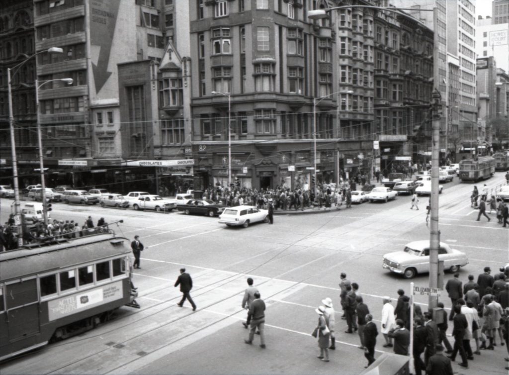 35B-14o Image of pedestrians crossing at Elizabeth Street and Collins Street