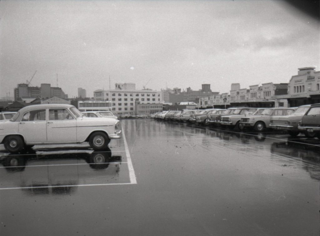 35B-14z – Image of Queen Victoria Market car park