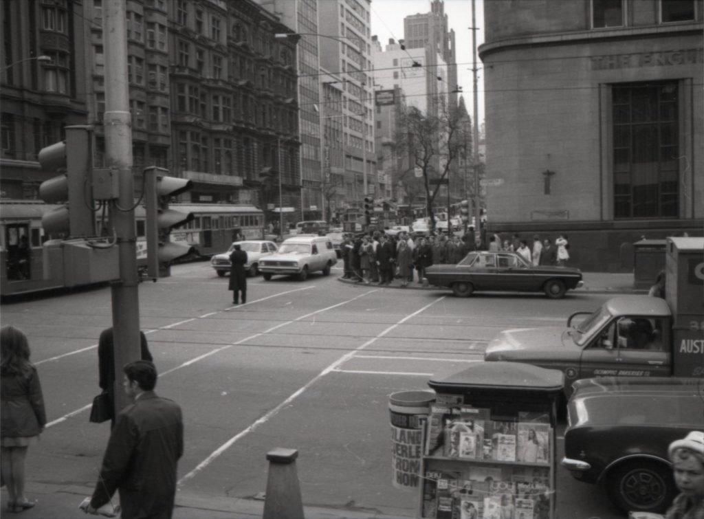 35B-14dd Image of pedestrians crossing at Elizabeth Street and Collins Street