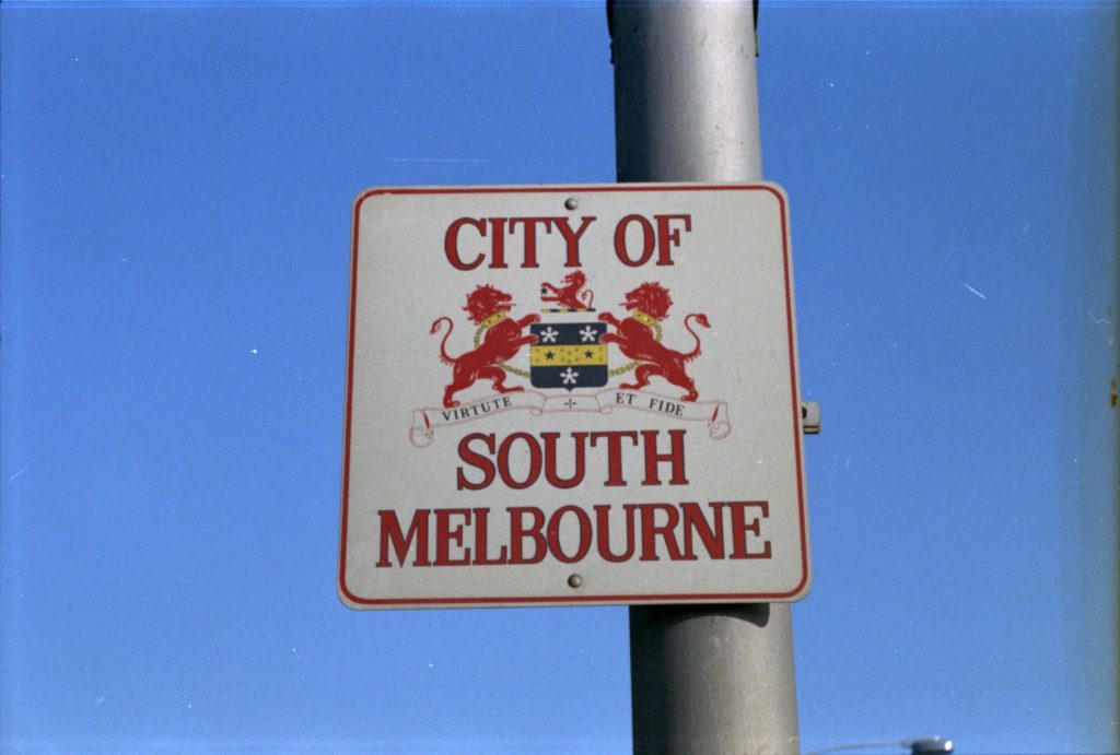 35B-33d Image of a sign with the City of South Melbourne emblem