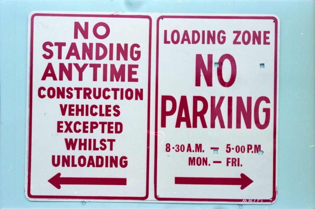 35B-51d Image of a “no standing” and “no parking” sign