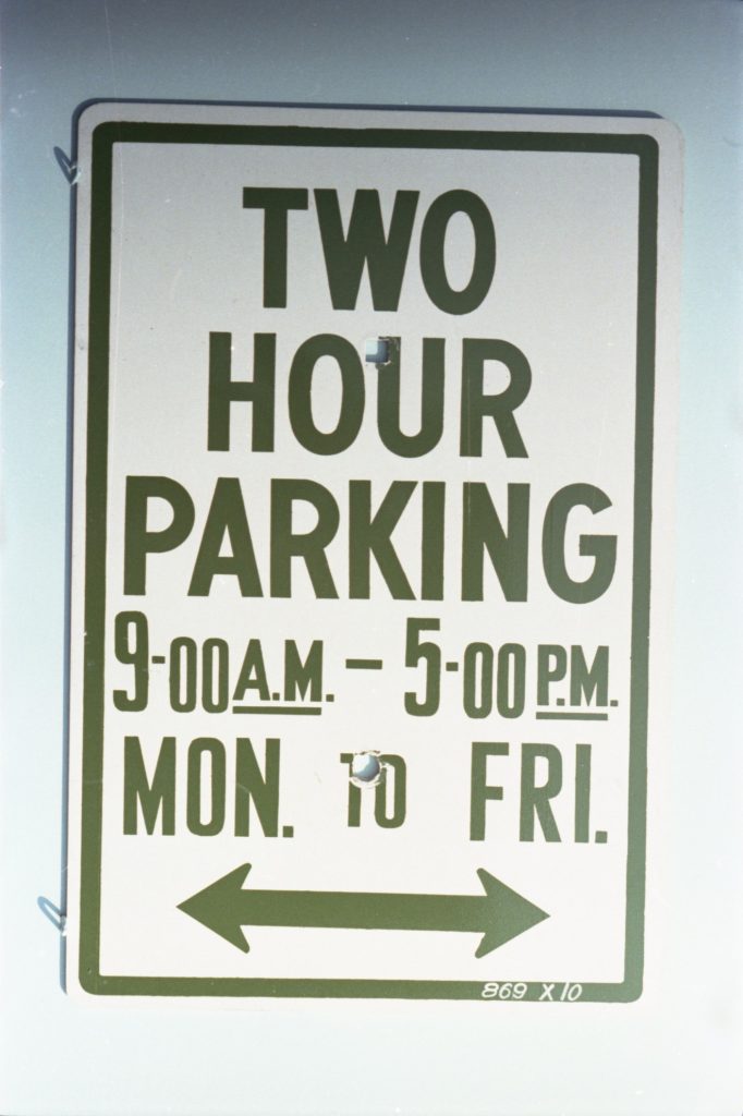 35B-53b Image of a sign for two hour parking