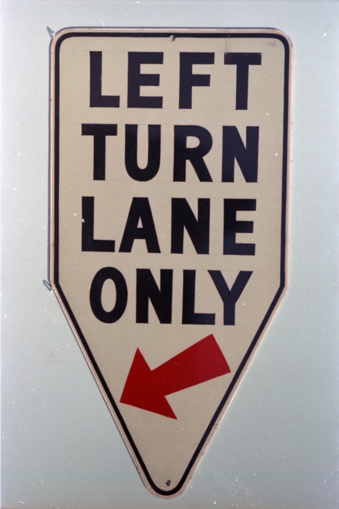 35B-55d Image of a left turn lane sign