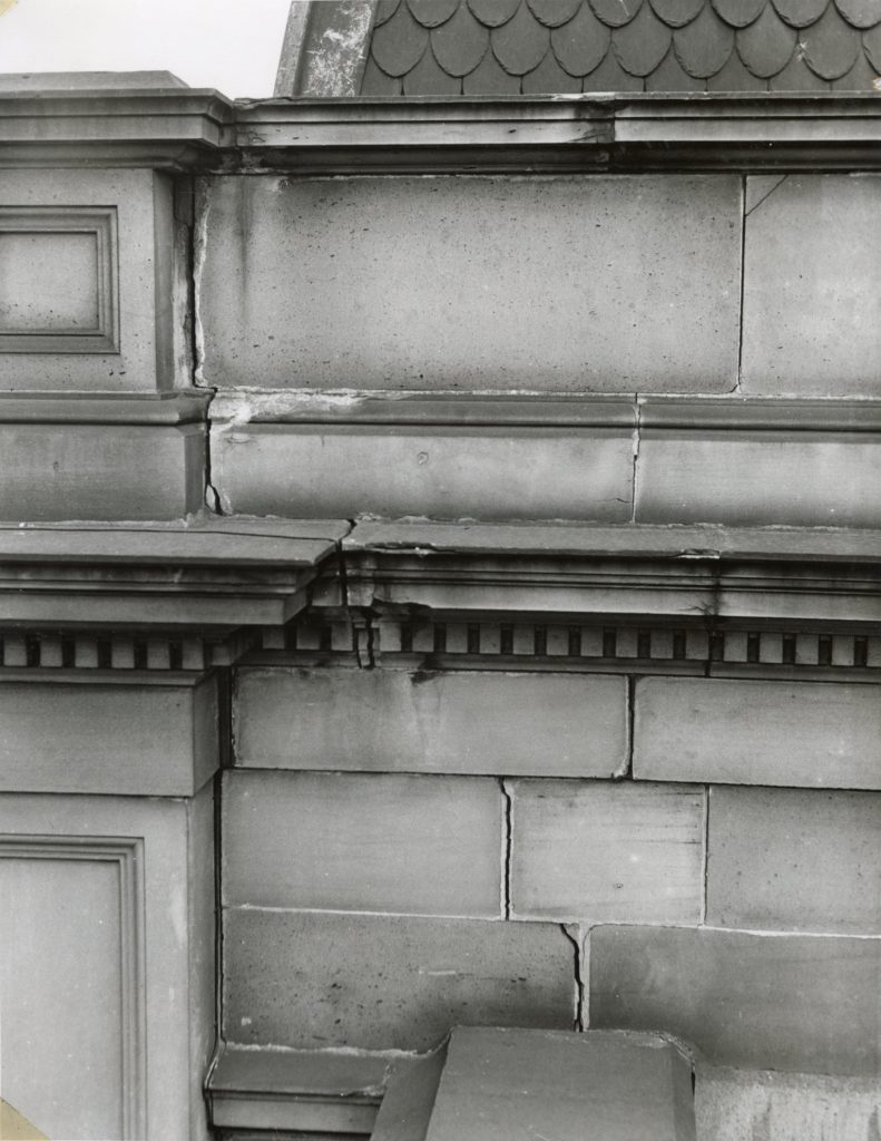 Image showing cracks in the stonework of Melbourne Town Hall