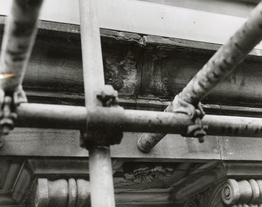 Image showing cracks in the stonework of Melbourne Town Hall