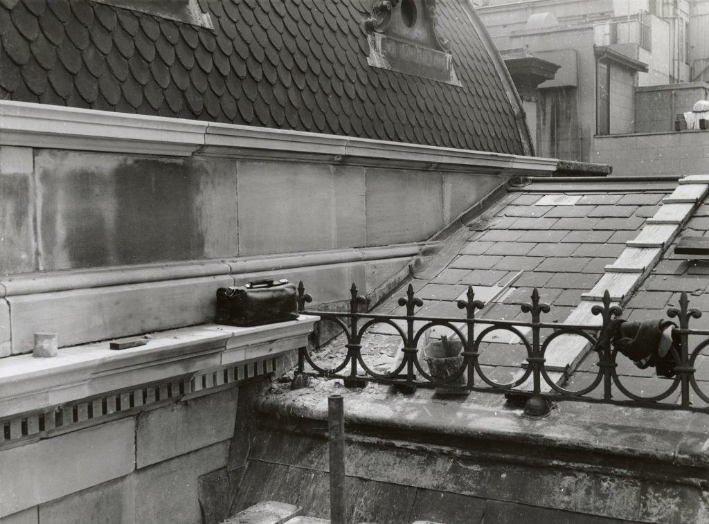 Image showing restoration of the stonework on the Melbourne Town Hall facade