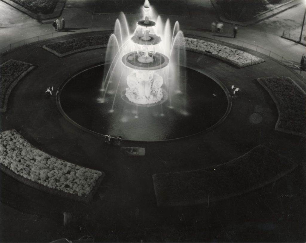 Image of Exhibition Fountain illuminated at night