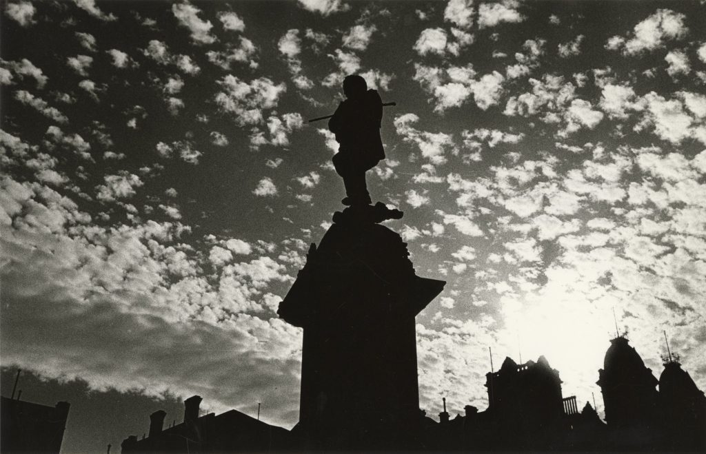 Image showing the silhouette of the General Charles Gordon statue