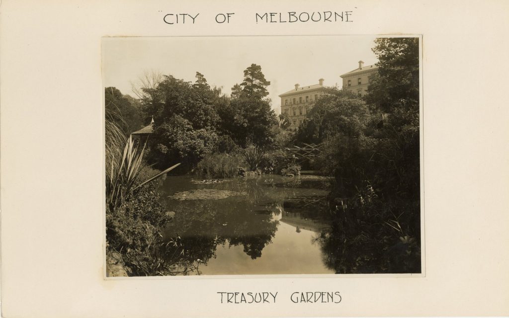 Image of Treasury Gardens