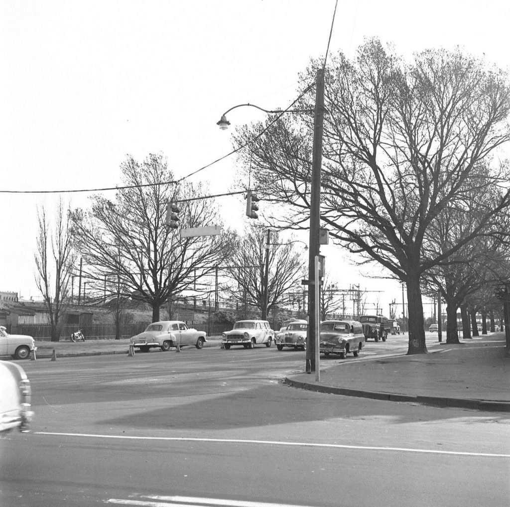 Book B Negative B73 – Intersection of Brunton Avenue and Punt Road