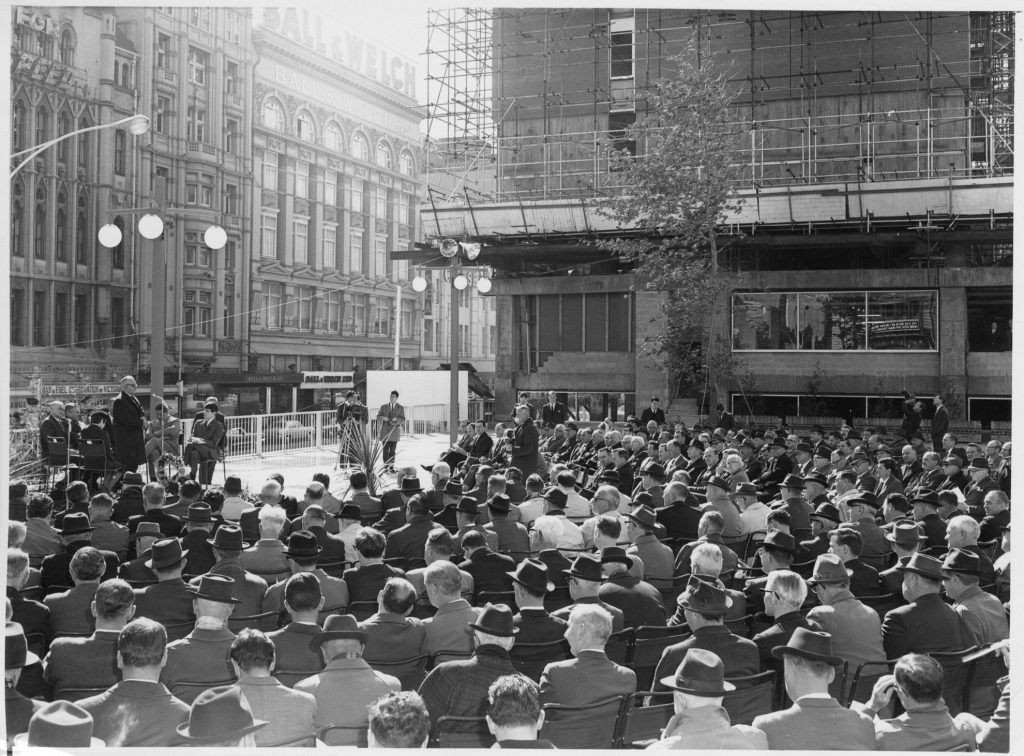 Opening of the Princes Gate Plaza