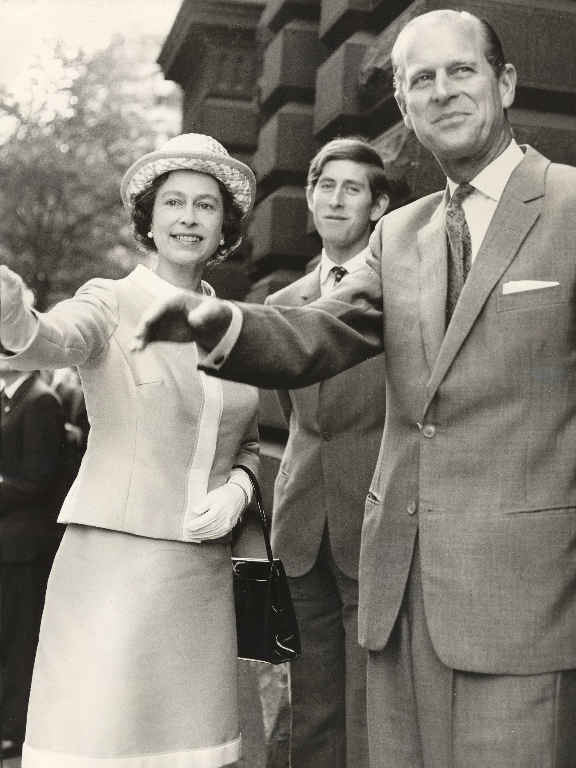 Queen Elizabeth II, Prince Phillip and Prince Charles, Melbourne Town ...