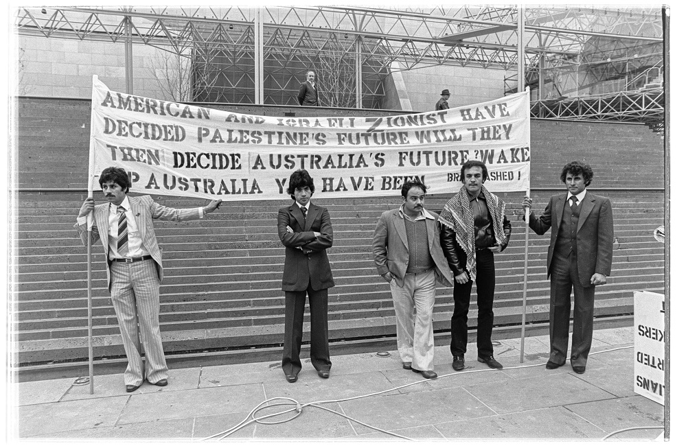 Well-dressed protest (City Square)